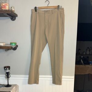 Southern Tide Men's Tan Chinos